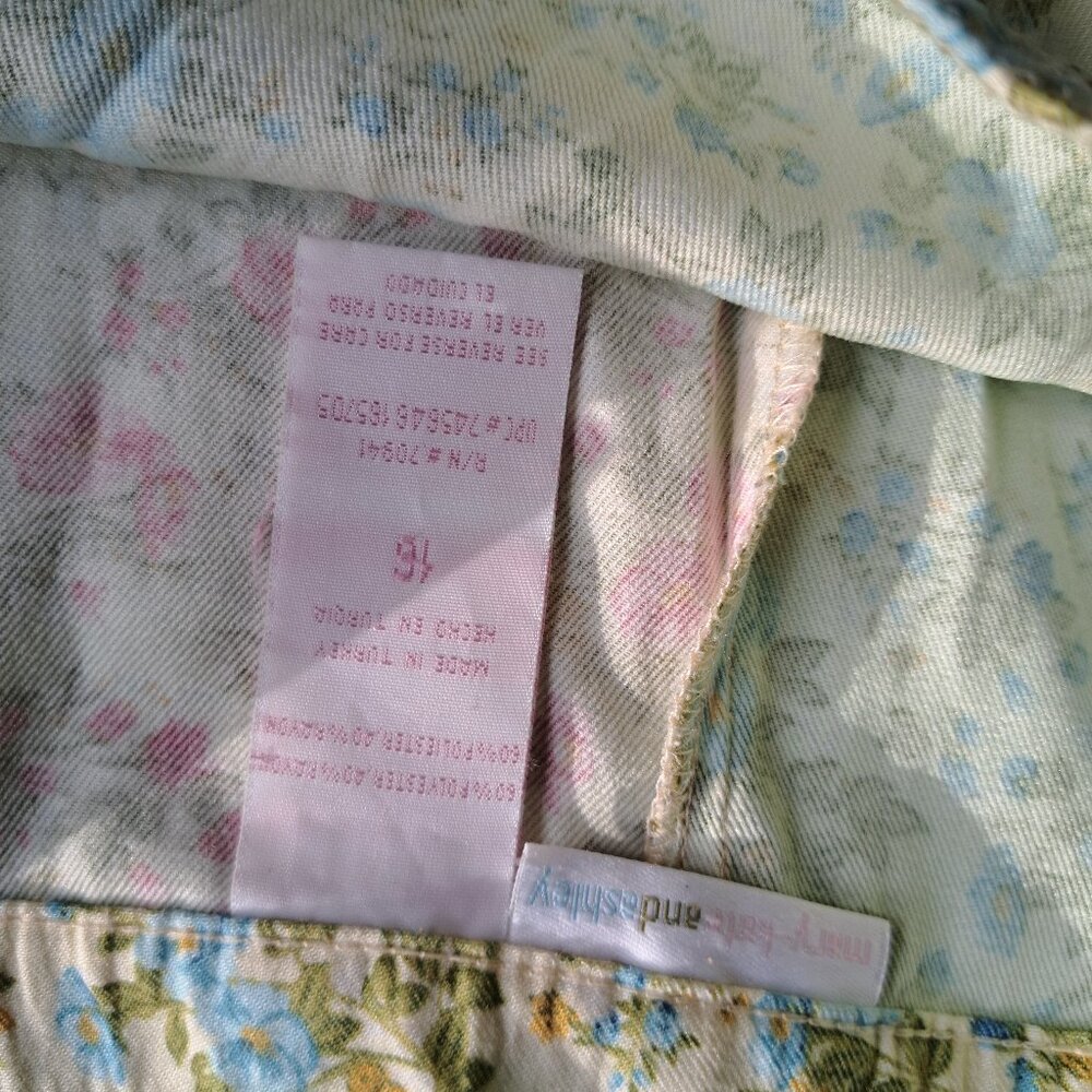 Mary Kate and Ashley Skirt, Size 16 (girls) - Picture 3 of 3